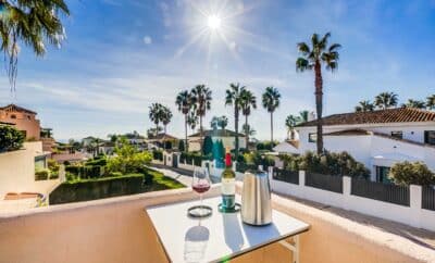 107-Exclusivo apartamento con gran terraza y vistas, Elviria, Marbella