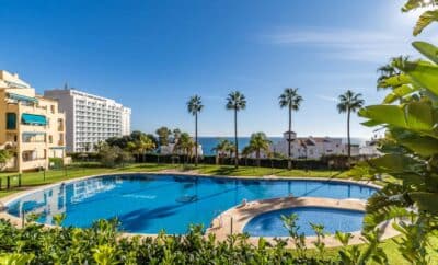 22 – Beautiful Beachfront Apartment in Benalmádena Costa